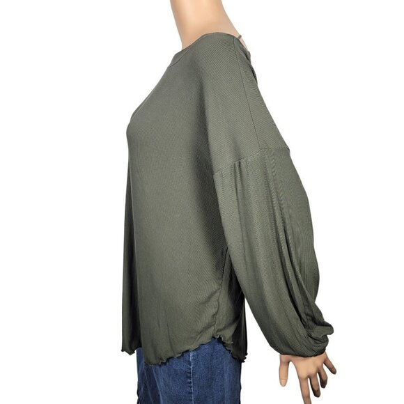 Free People Women's Shimmy Shake Dark Green Ribbed Oversized Top V Back Size XS - Picture 8 of 12
